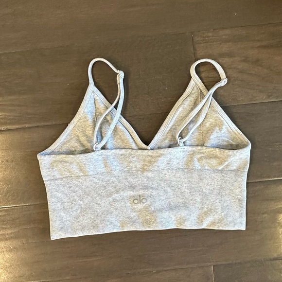 Alo Yoga Delight Grey Triangle Sports Bra Size M - Picture 2 of 4